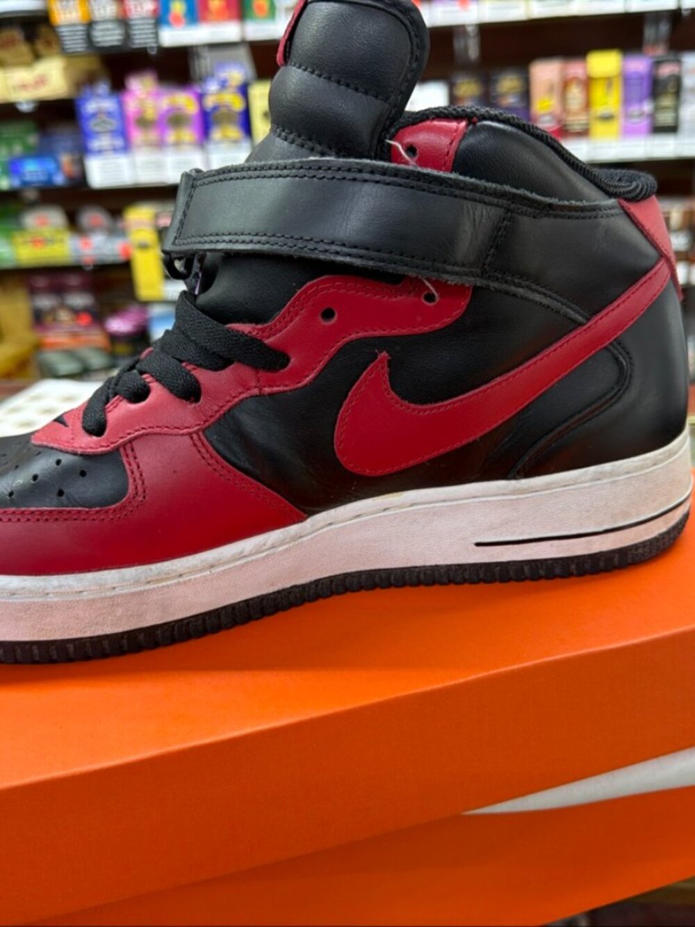 Nike Air Force 1 Mid '07 Black Red Bred Men's 10